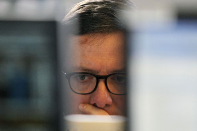 Δώρο στις τράπεζες, παγίδα στους φορολογούμενους το καθυστερημένο PSI, λέει το Bloοmberg